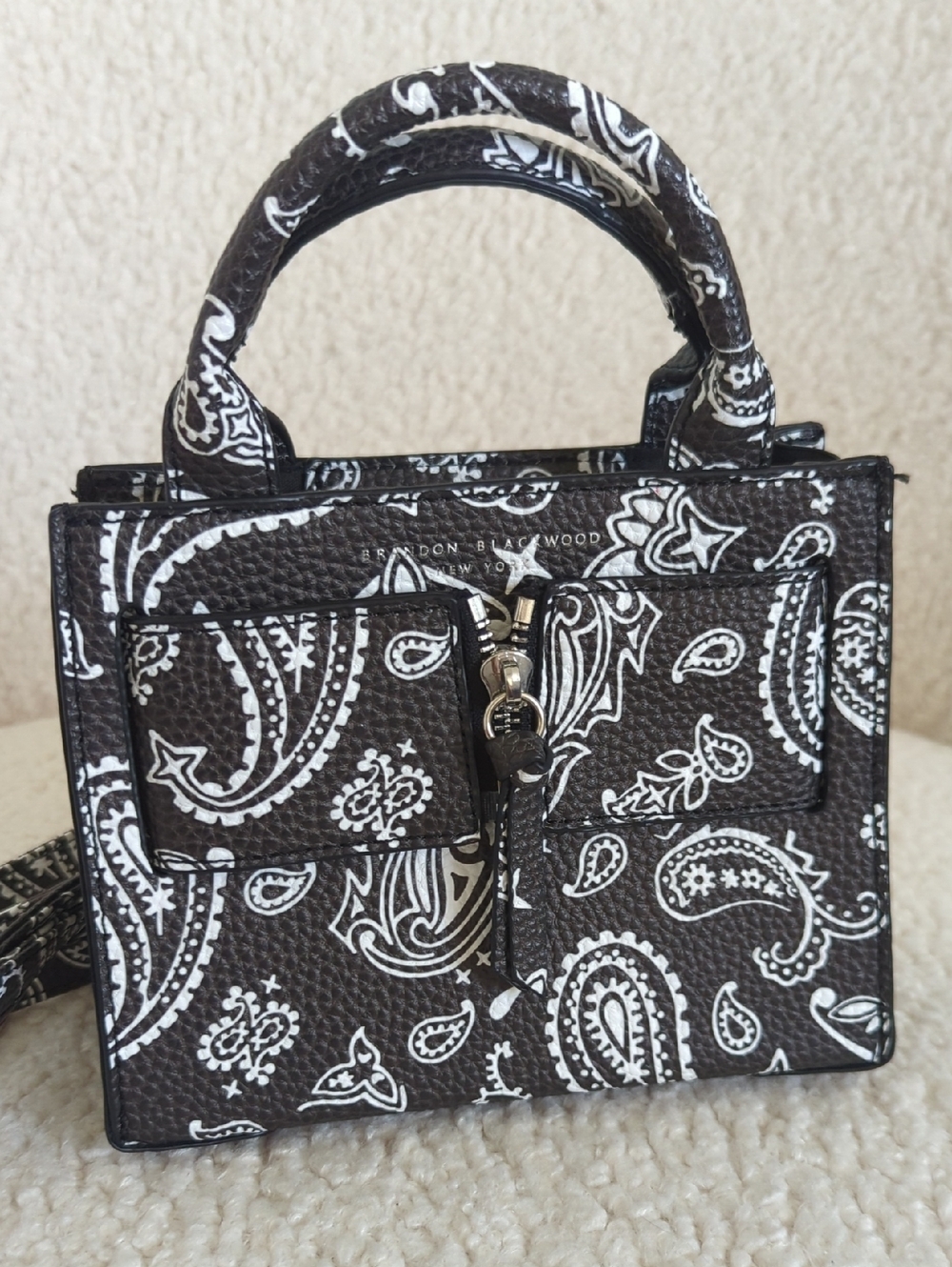 Brandon Blackwood Kuei bag in Black bandana Paisley print - Picture 2 of 11